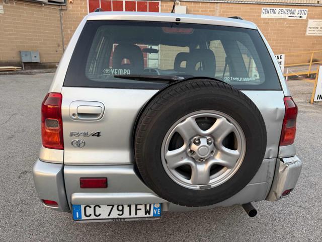 TOYOTA RAV 4 MY23 RAV4 2.0Tdi D-4D cat 5P Sol senza lavoro da fare