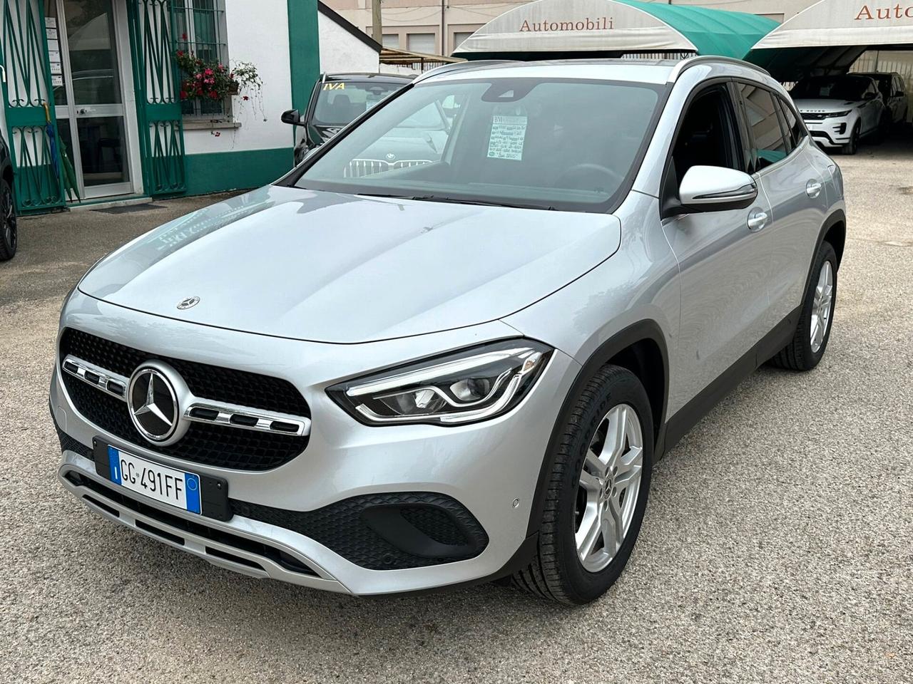 MERCEDES-BENZ GLA 200 d SPORT 150CV