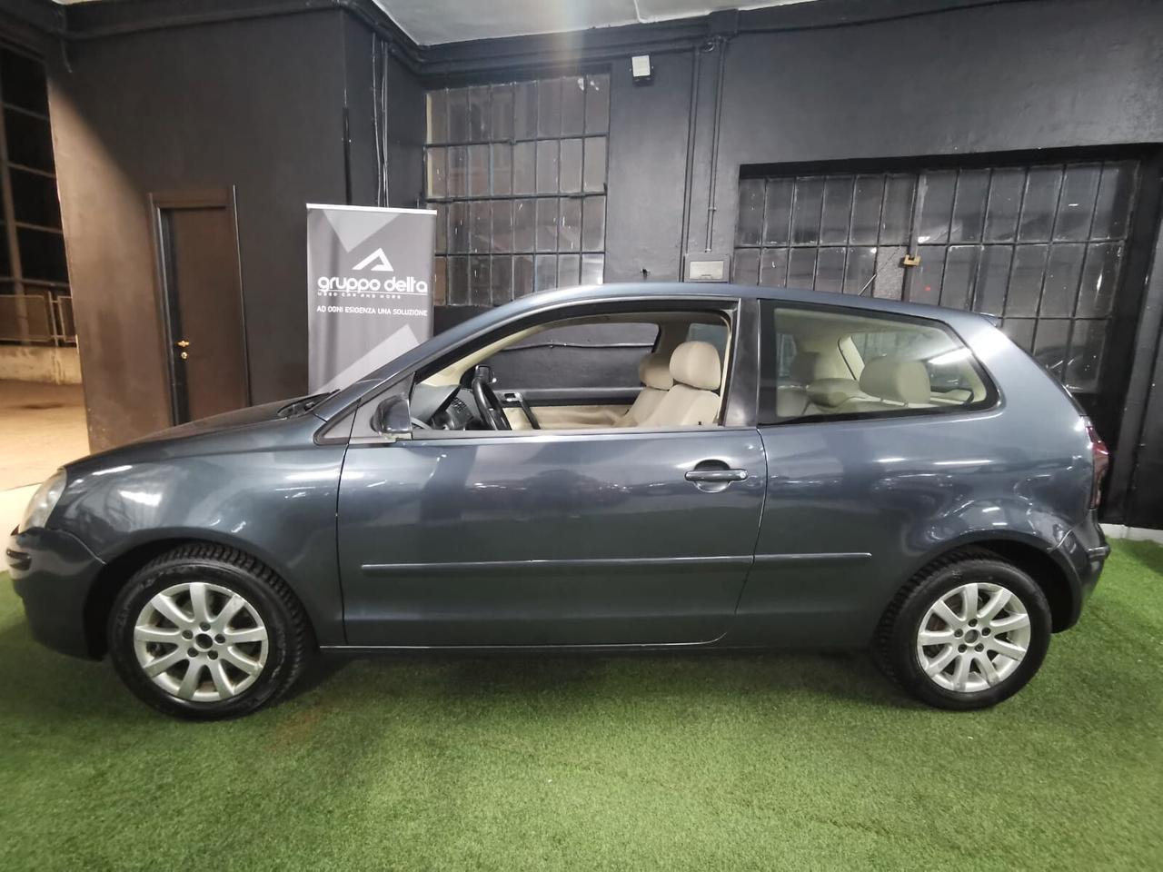Volkswagen Polo 1.4 Comfortline NEOPATENTATI GARANZIA 12 MESI