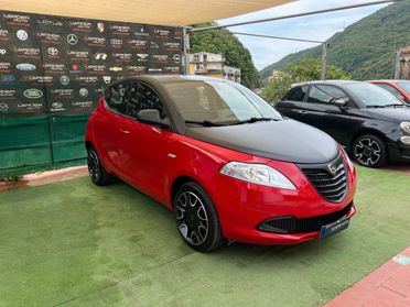 Lancia Ypsilon 1.3 MJT 95 CV MOMO DESIGN S