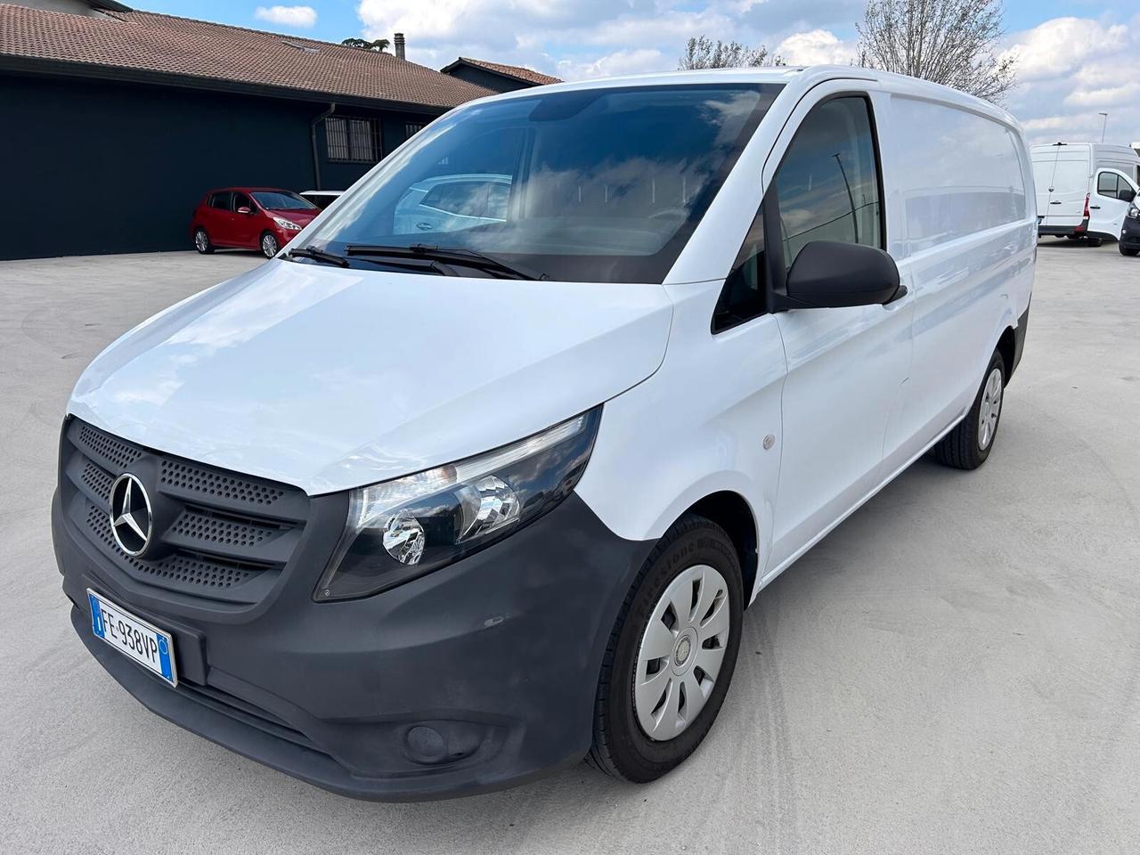Mercedes Benz Vito Long 114 CDI