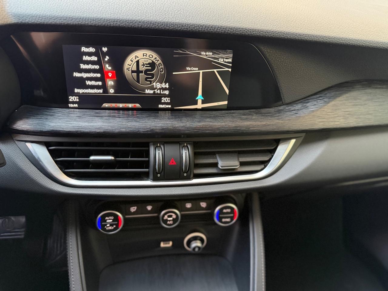 Alfa Romeo Stelvio 2.2 Turbodiesel 190 CV AT8 Q4 Sport-Tech CERCHIO 20’