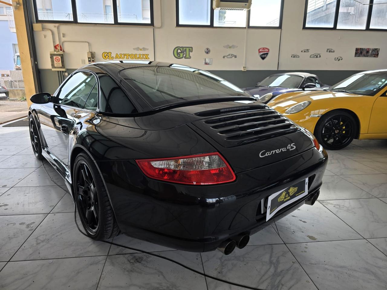 Porsche 911 Carrera 4S Cabriolet