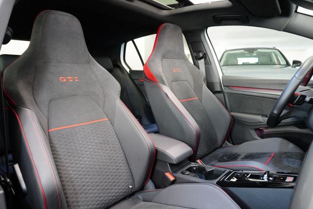 VOLKSWAGEN Golf 2.0 TSI GTI DSG Clubsport 45 300CV TETTO / H&K