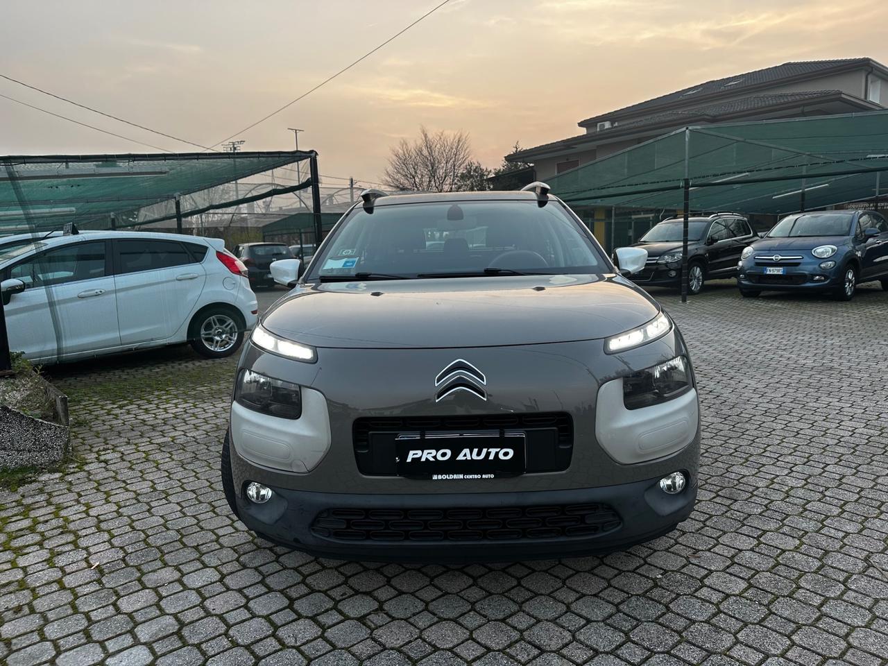 Citroen C4 Cactus PureTech 82 Shine Edition 76000KM