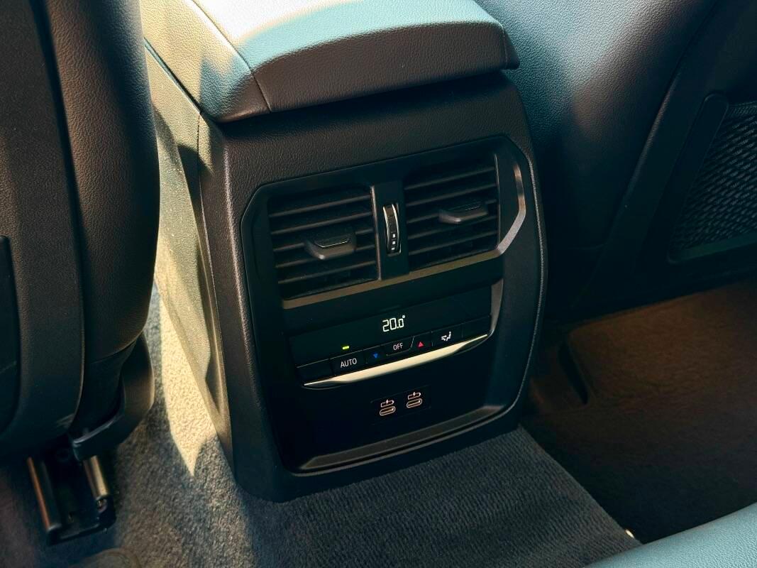 BMW Serie 3 Touring 320d mhev 48V xdrive auto