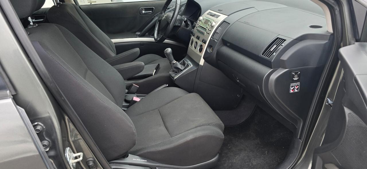 Toyota Corolla verso 5posti 2.0tdi perfeta