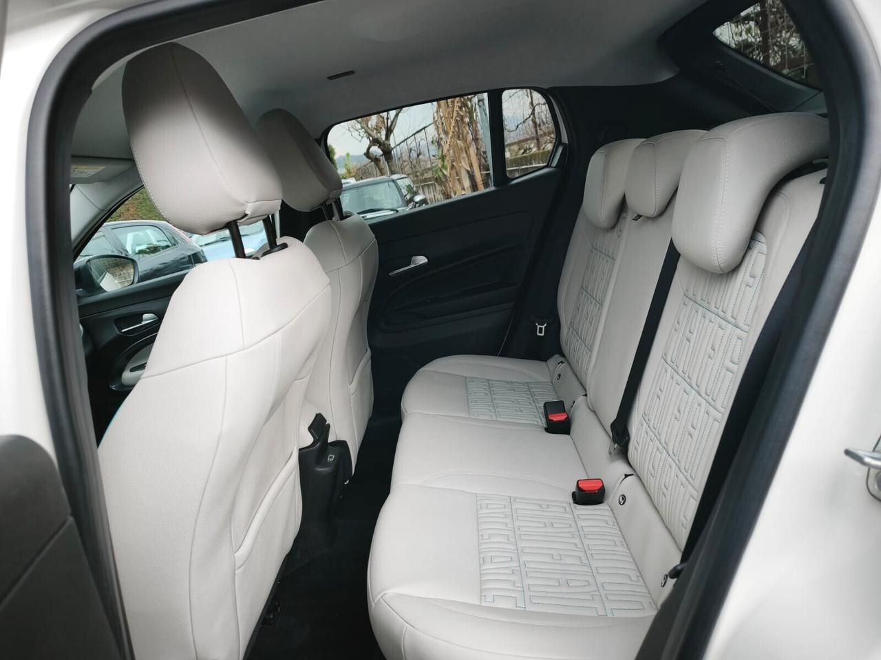 Fiat 600 Hybrid 110 CV DCT MHEV La Prima