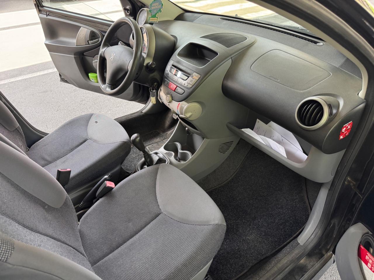 Peugeot 107 1.0 68CV 5p. Perfetta 2007