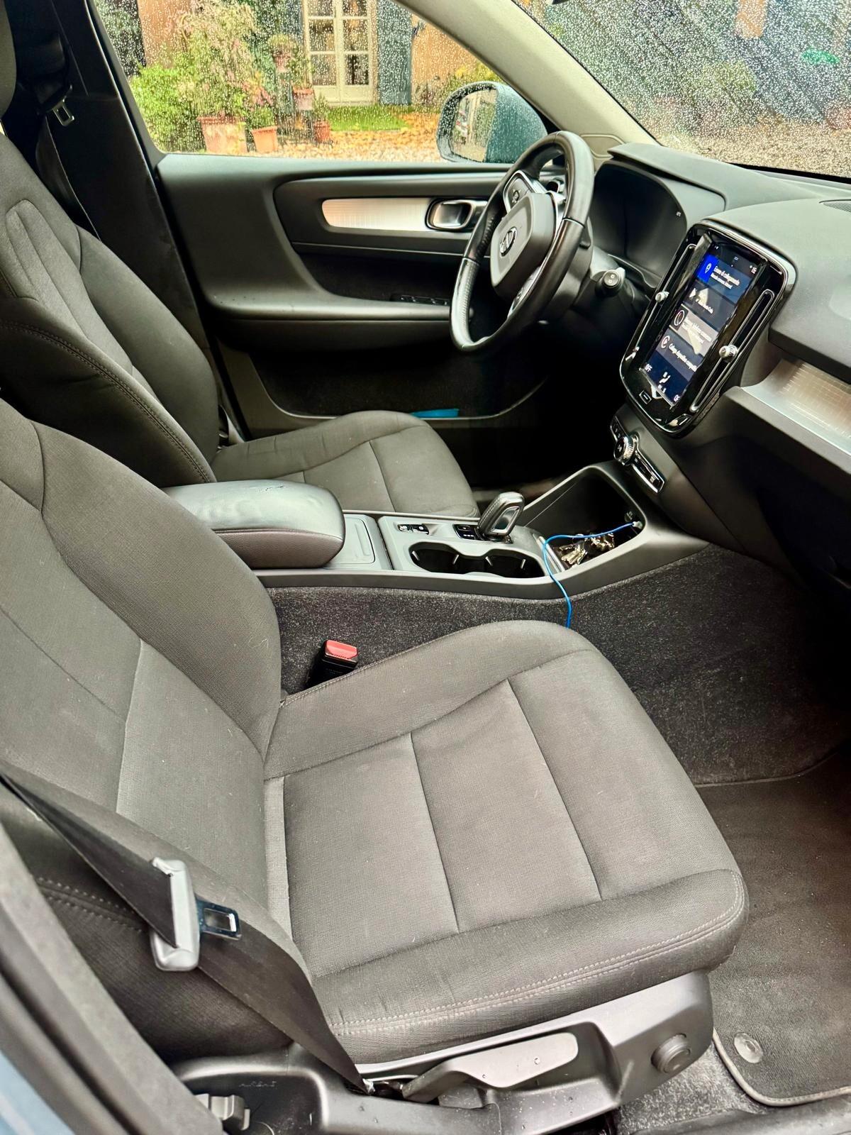 Volvo XC40 D3 AWD Geartronic Business Plus