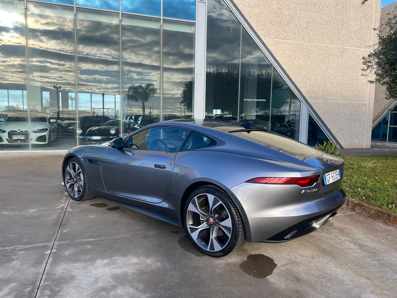 Jaguar F-Type Coupe 2.0 i4 First Edition rwd 300cv auto