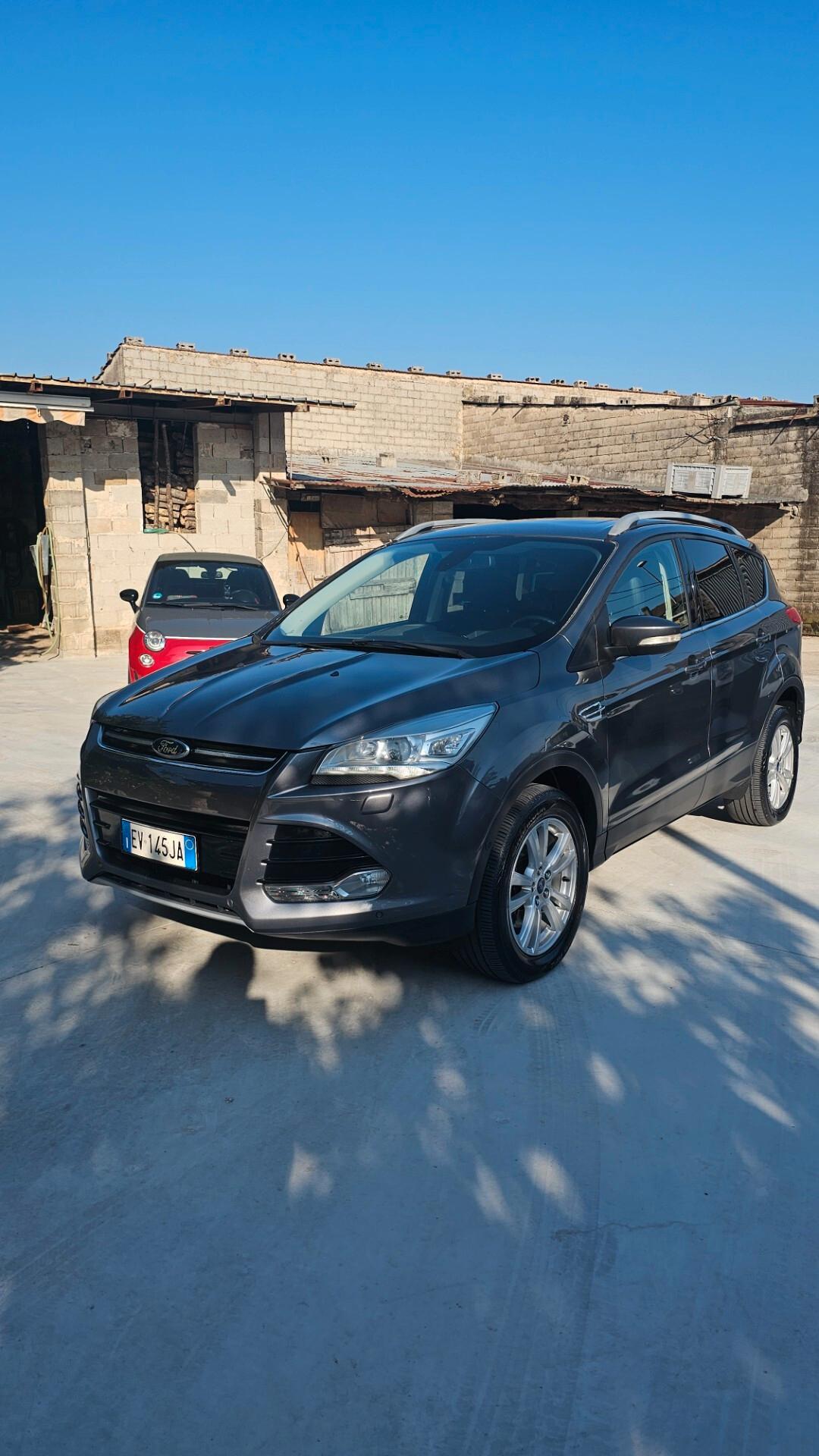 Ford Kuga 2.0 TDCI 163 CV 4WD Powershift Titanium