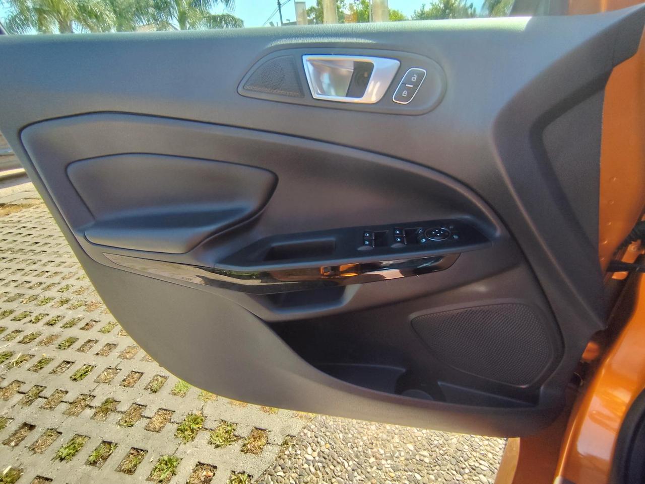 Ford EcoSport 1.5 tdci ST-Line s&s 100cv