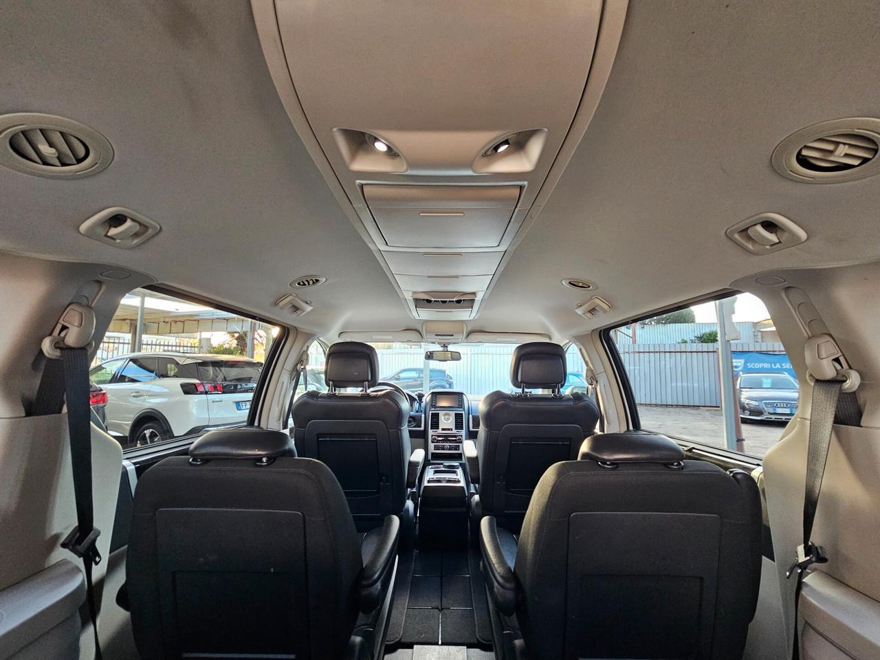 Chrysler Grand Voyager 2.8 CRD DPF Limited Stowngo