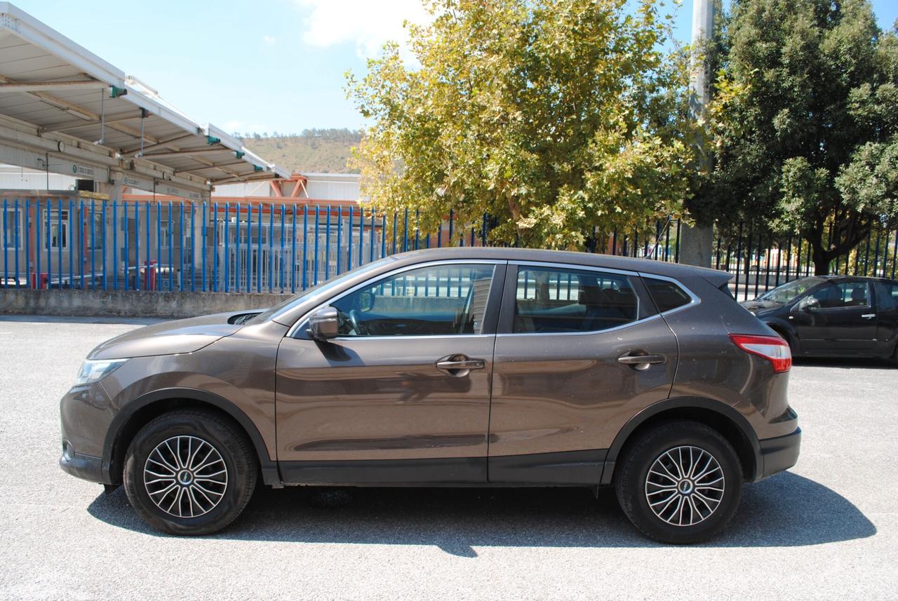 Nissan Qashqai 1.5 dCi Visia