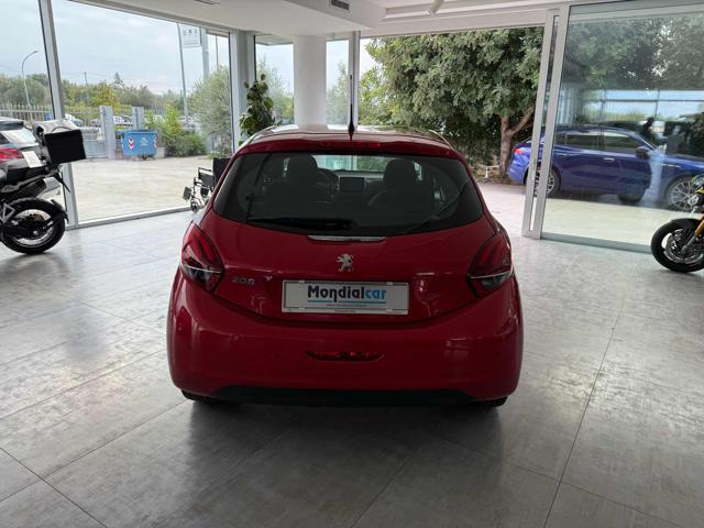 PEUGEOT 208 1° serie PureTech 82 5 porte Allure