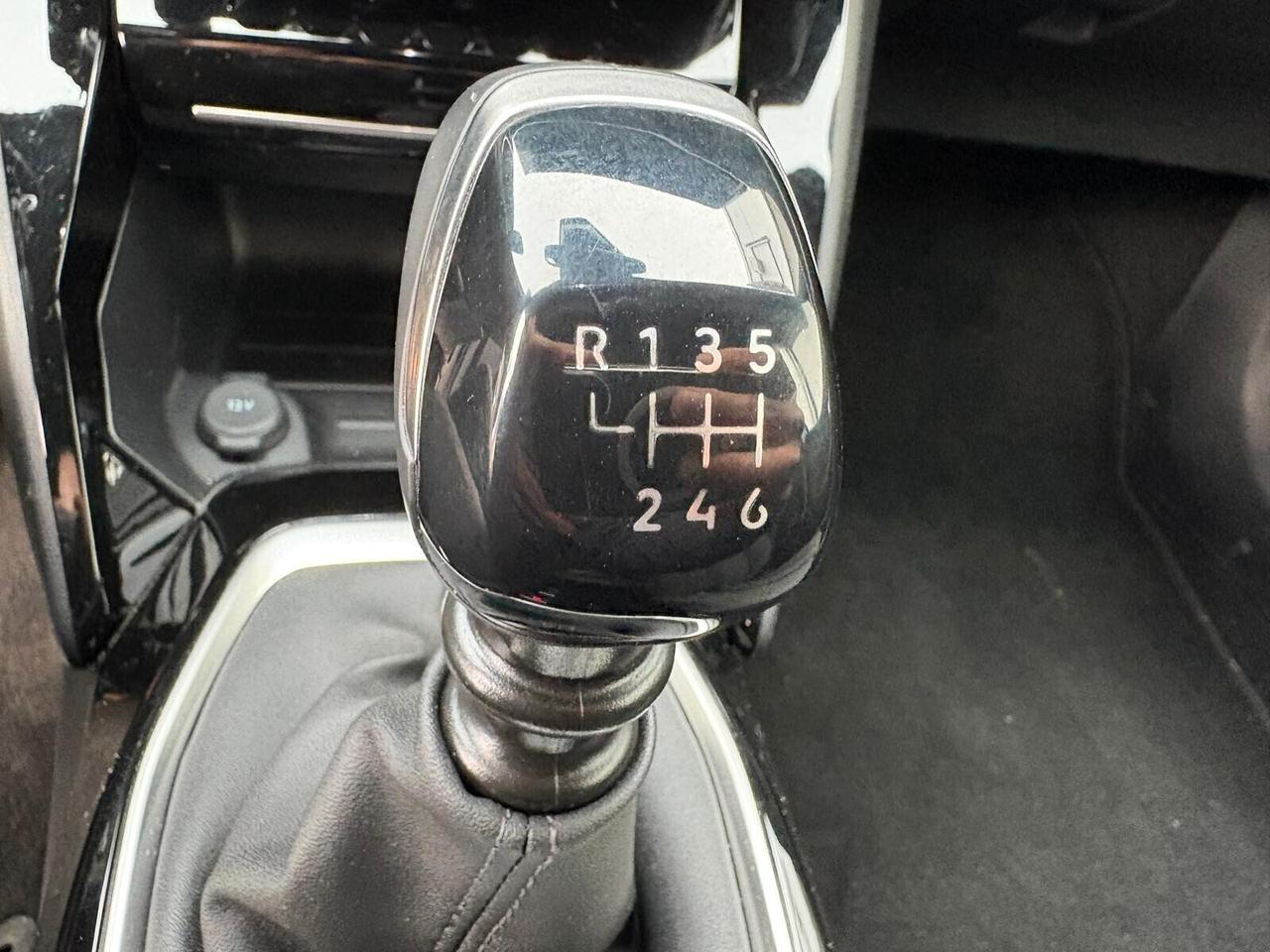 Peugeot 2008 ALLURE PureTech 100 6mt SPOTICAR