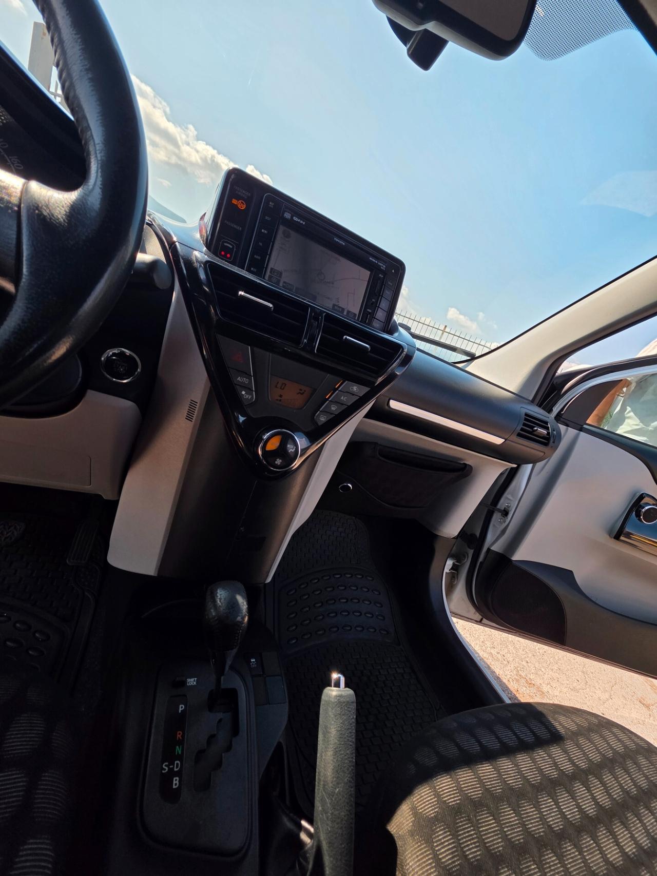 Toyota iQ 1.3 Executive