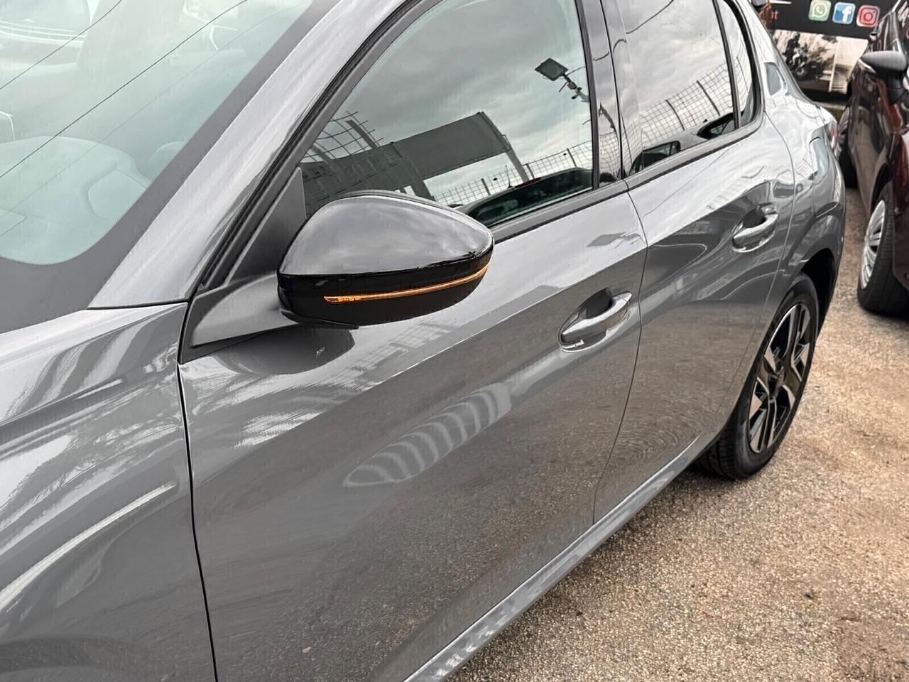 PEUGEOT 208 2025 1.2 BNZ 15000KM 101CV ALLURE