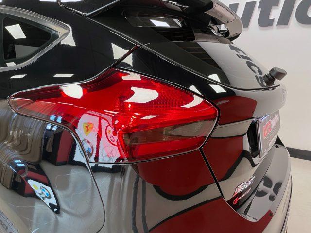FORD Focus 5P 2.0 ECOBOOST ST 250CV