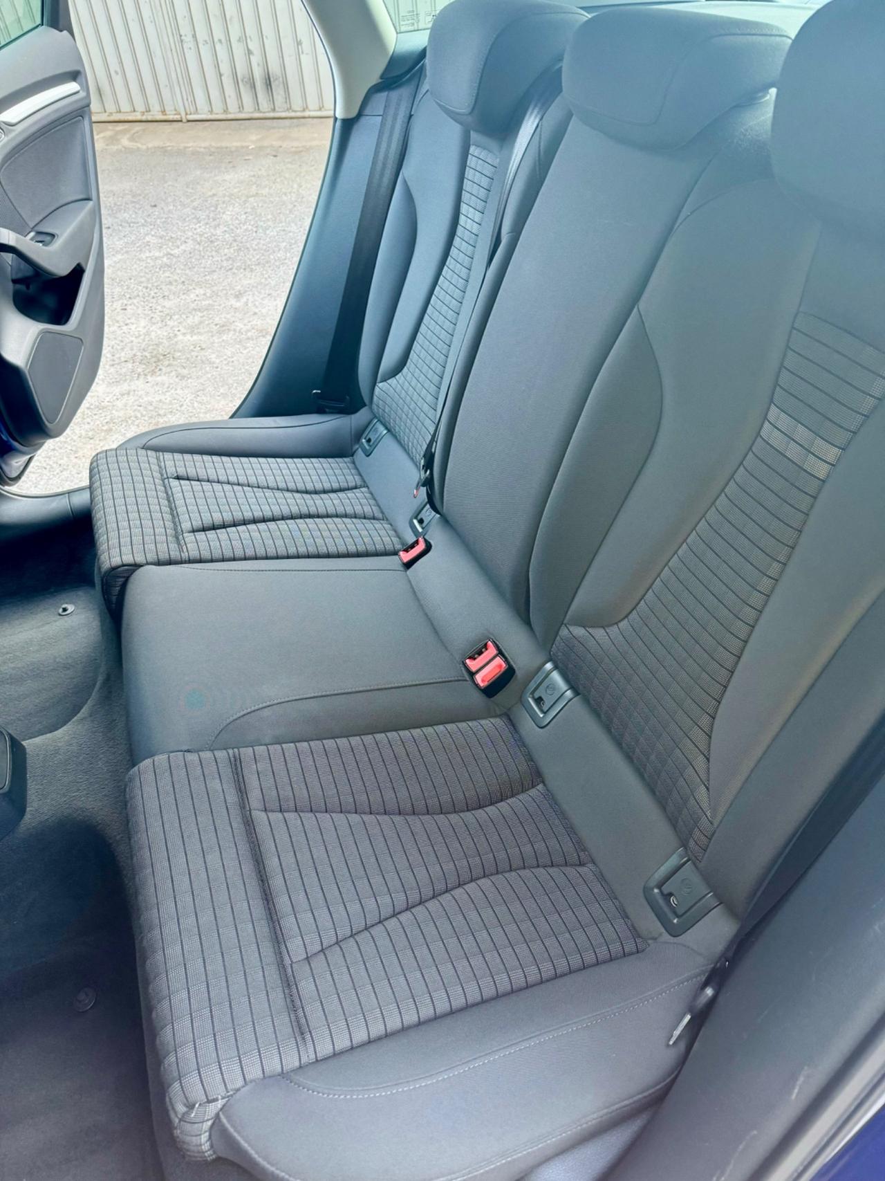 Audi A3 SPB 1.4 TFSI g-tron Ambiente acc permute