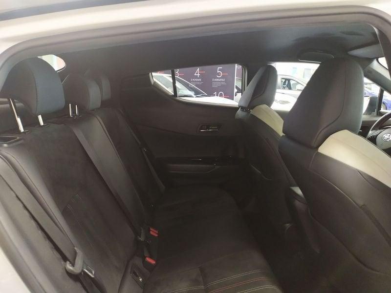 Toyota C-HR 2.0 Hybrid E-CVT GR-S
