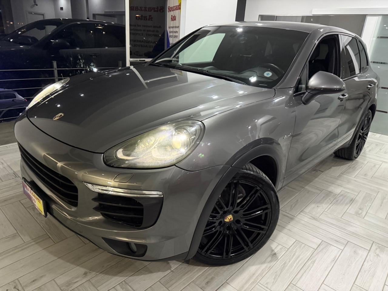 Porsche Cayenne 3.0D250cv BLACK+R21+CHRONO SPORT2016