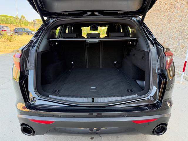 ALFA ROMEO Stelvio 190CV Q4 19'' BLACK+RETROCAMERA+2PDC+PACKBLACK