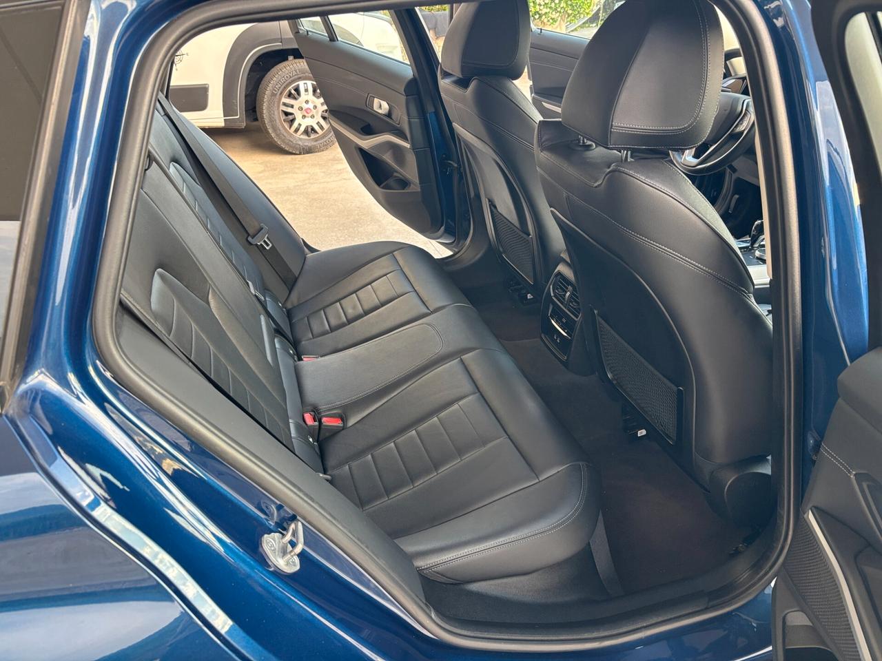 Bmw 320d 48V Touring Business Advantage-2021