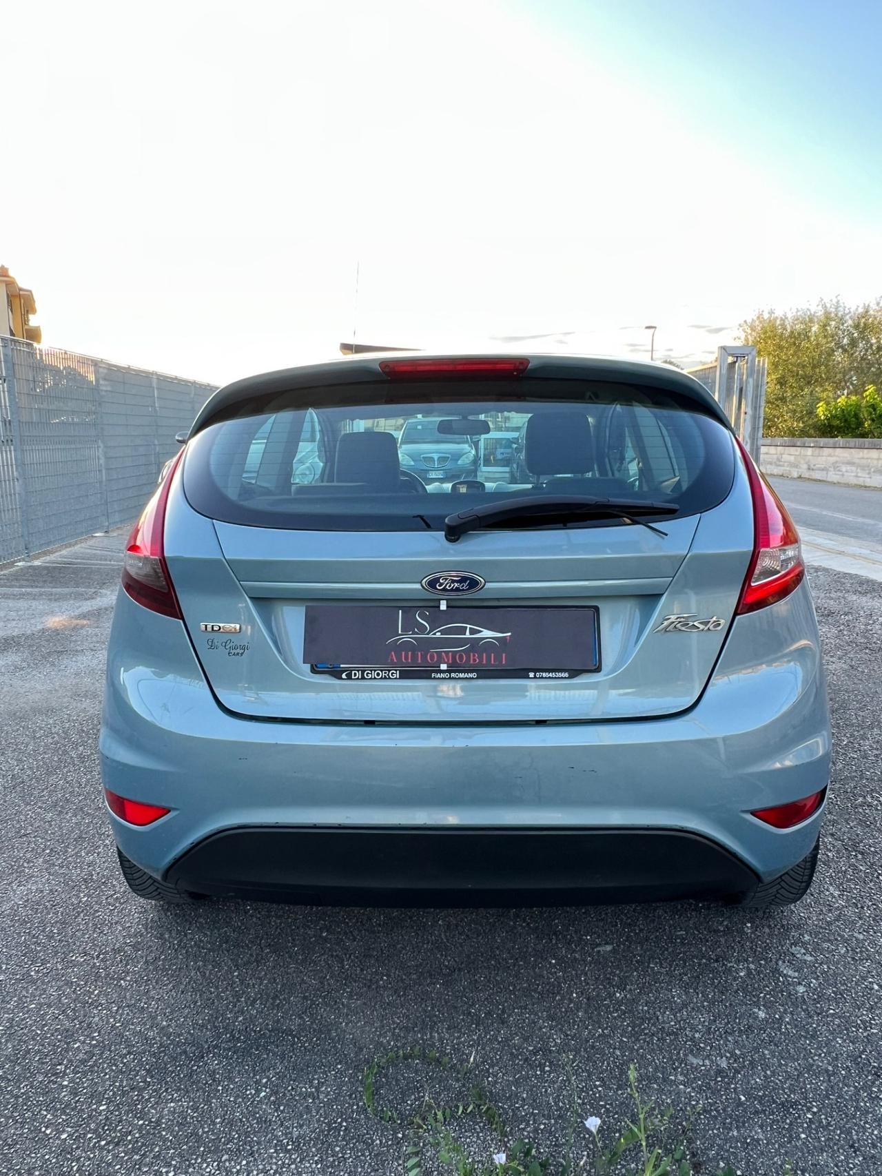 Ford Fiesta 1.4 TDCi 68CV 3 porte Titanium