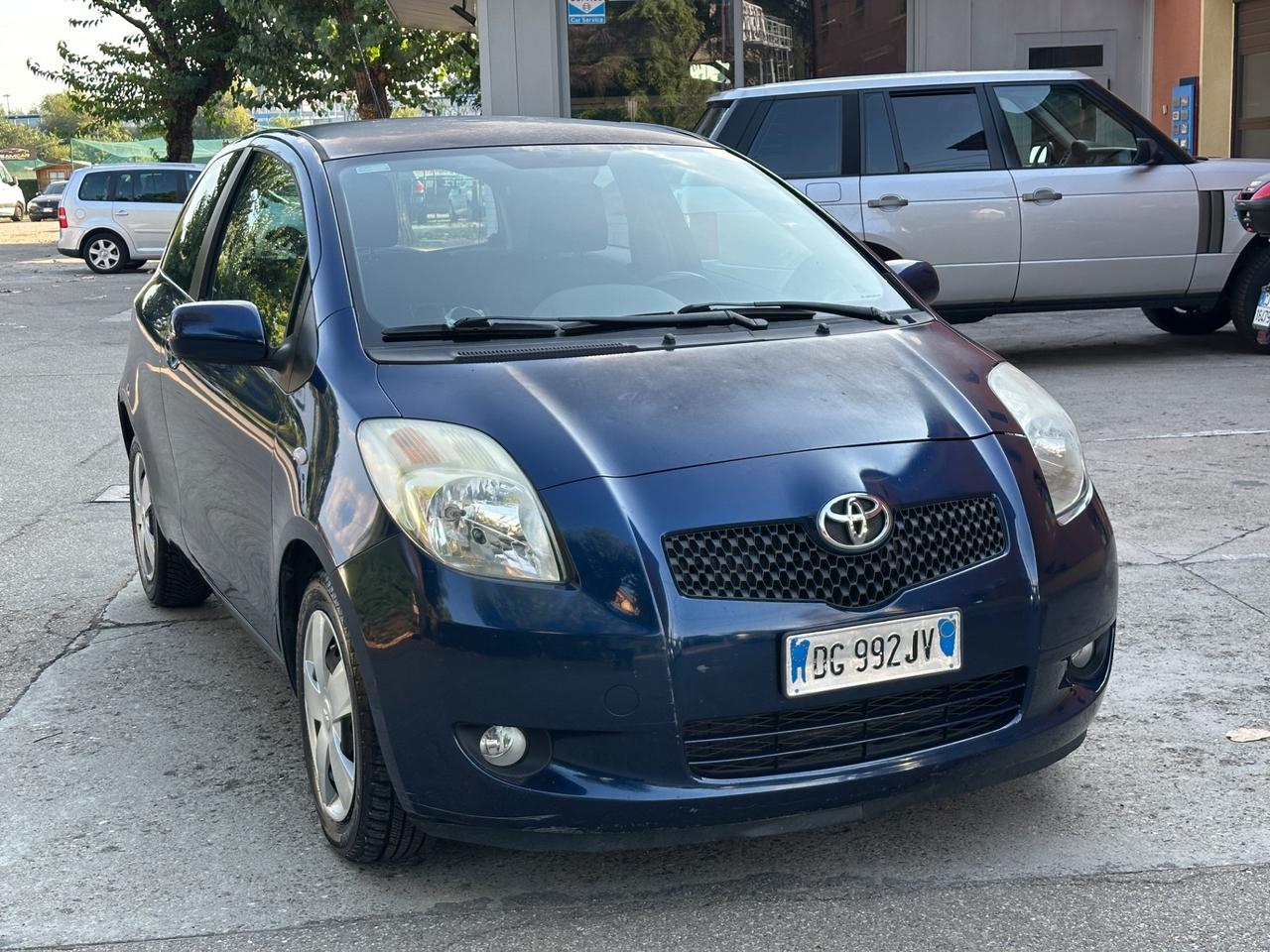 Toyota Yaris 1.3 3 porte cambio automatico