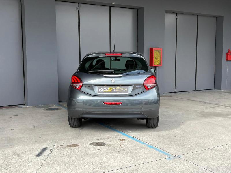 Peugeot 208 5 Porte 208 5p 1.6 bluehdi Active 75cv