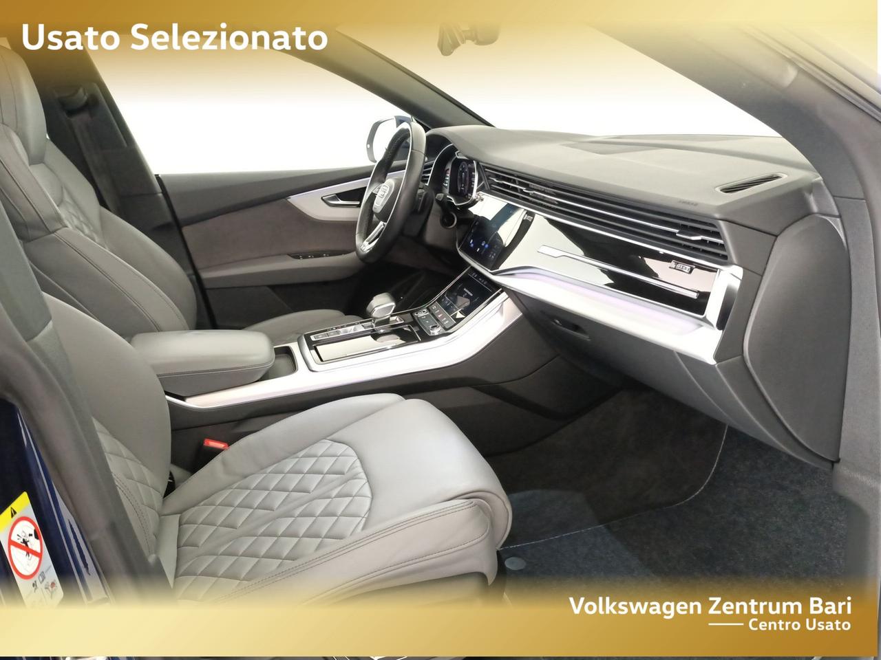 Audi Q8 45 3.0 tdi mhev sport quattro tiptronic