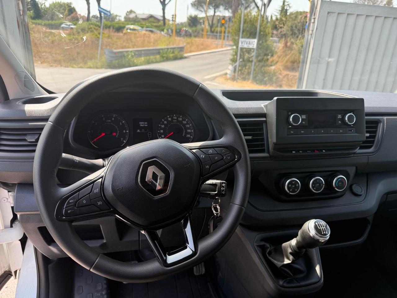 Renault Trafic BluedCi 110CV PL-TN Equilibre 9 POSTI