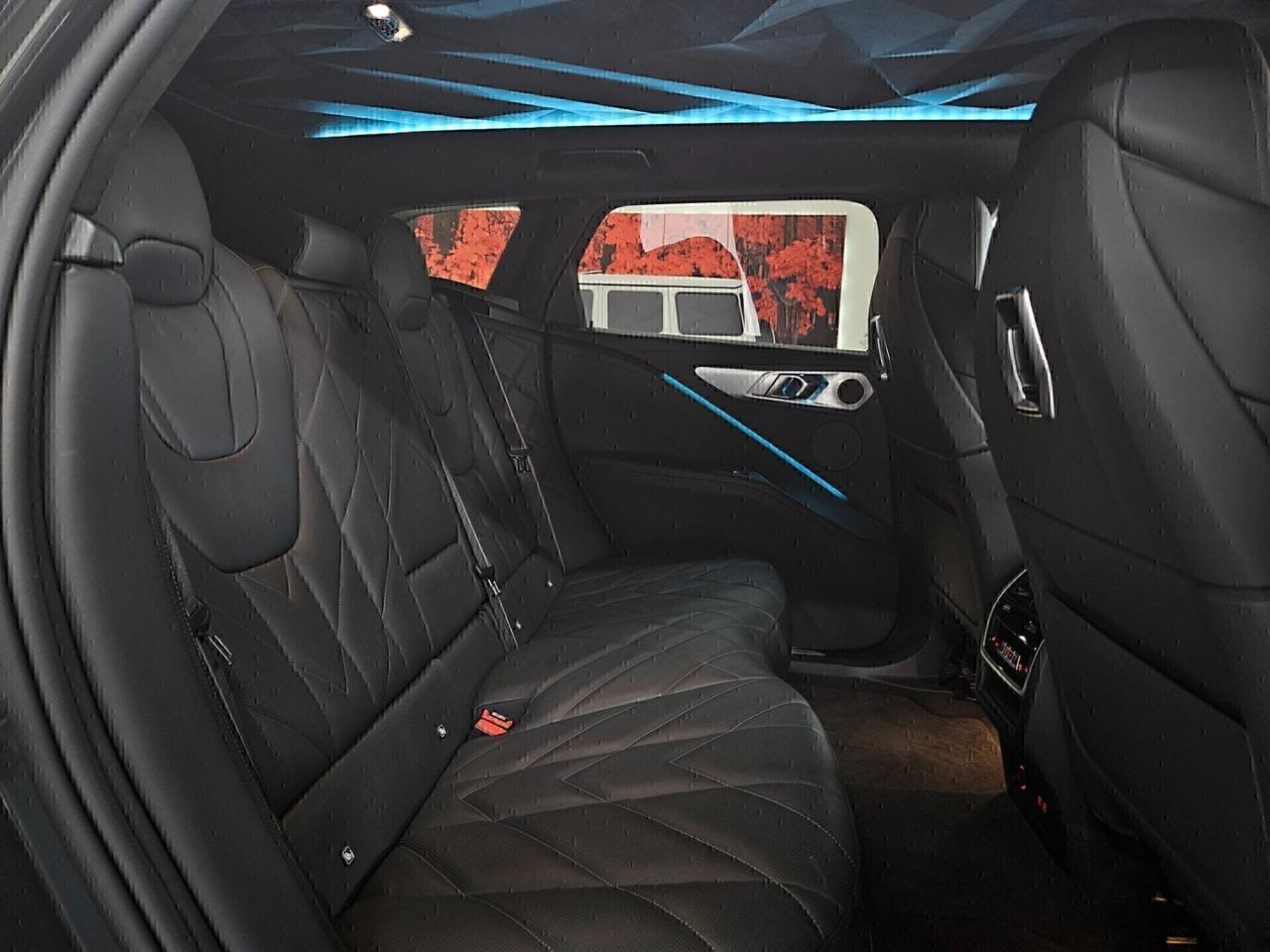 BMW XM 4.4
