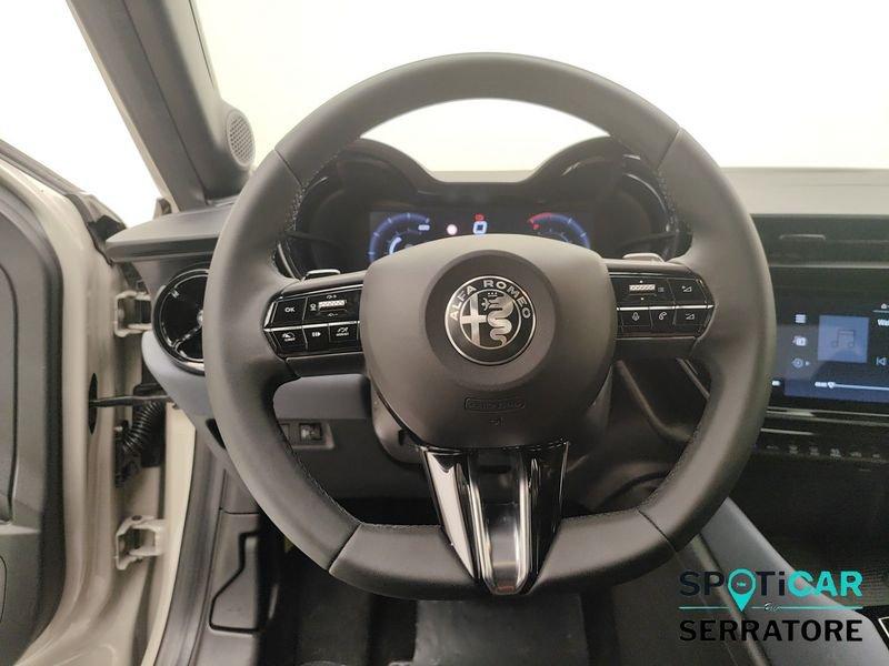 Alfa Romeo Junior 1.2 ibrida 145cv edct6