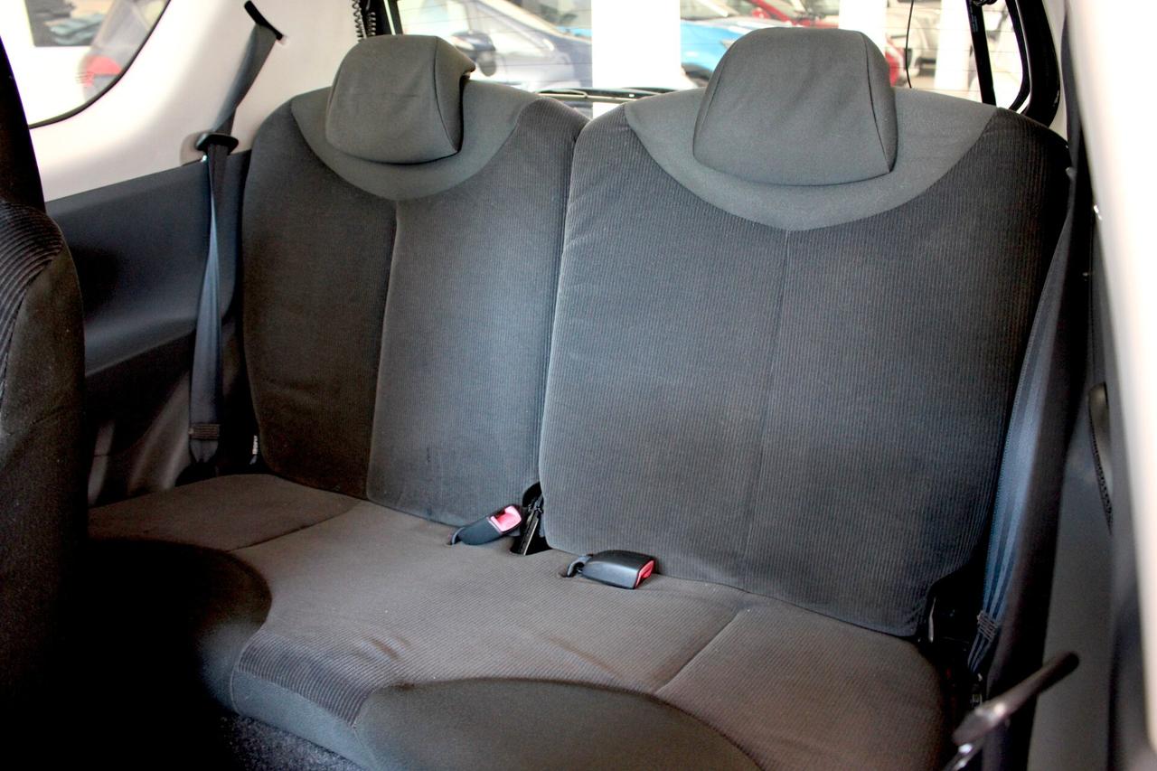 Toyota Aygo *PREZZO REALE* UNIPRO KM REALI CERTIFICATI CRONO TAGLIANDI TOYOTA COMPLETA GARANZIA 12 MESI TAGLANDATA NEOPATENTATI OK