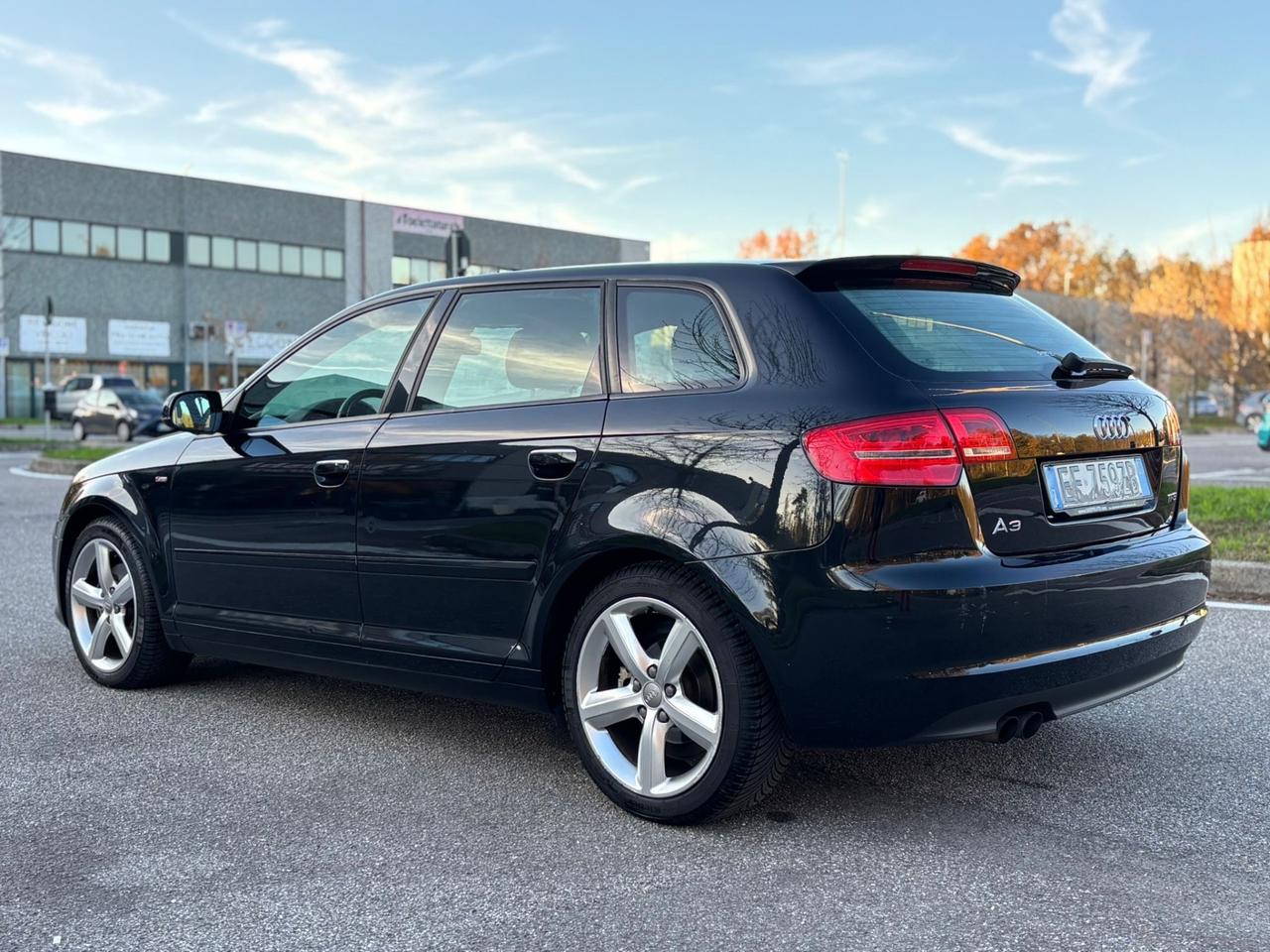 Audi A3 SPB 1.4 16V TFSI S-LINE