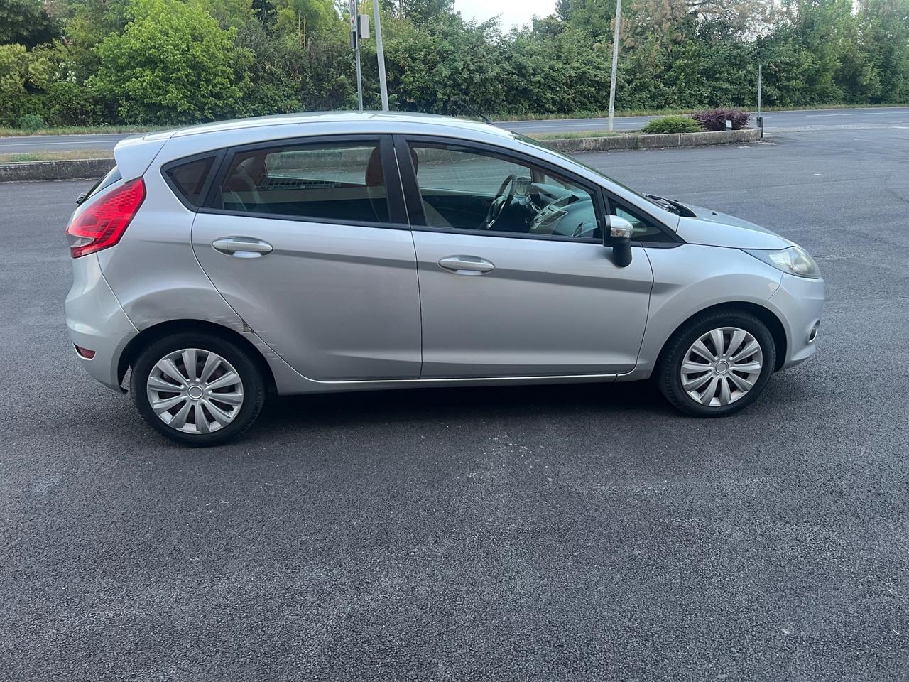 Ford Fiesta 1.4 TDCi 70CV 5 porte Titanium