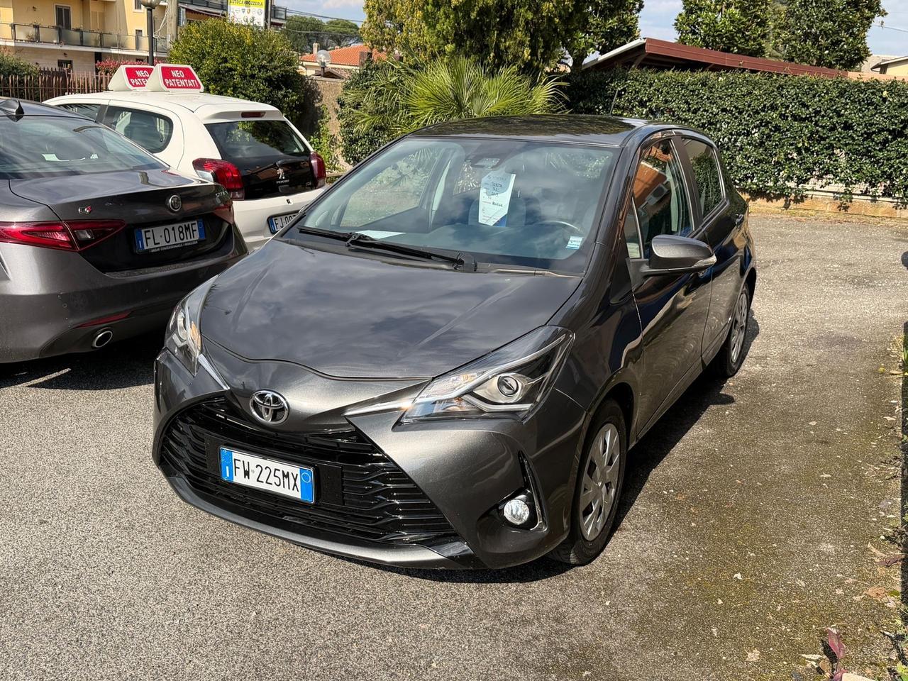 Toyota Yaris 1.0 Lounge *Garanzia 36 mesi*