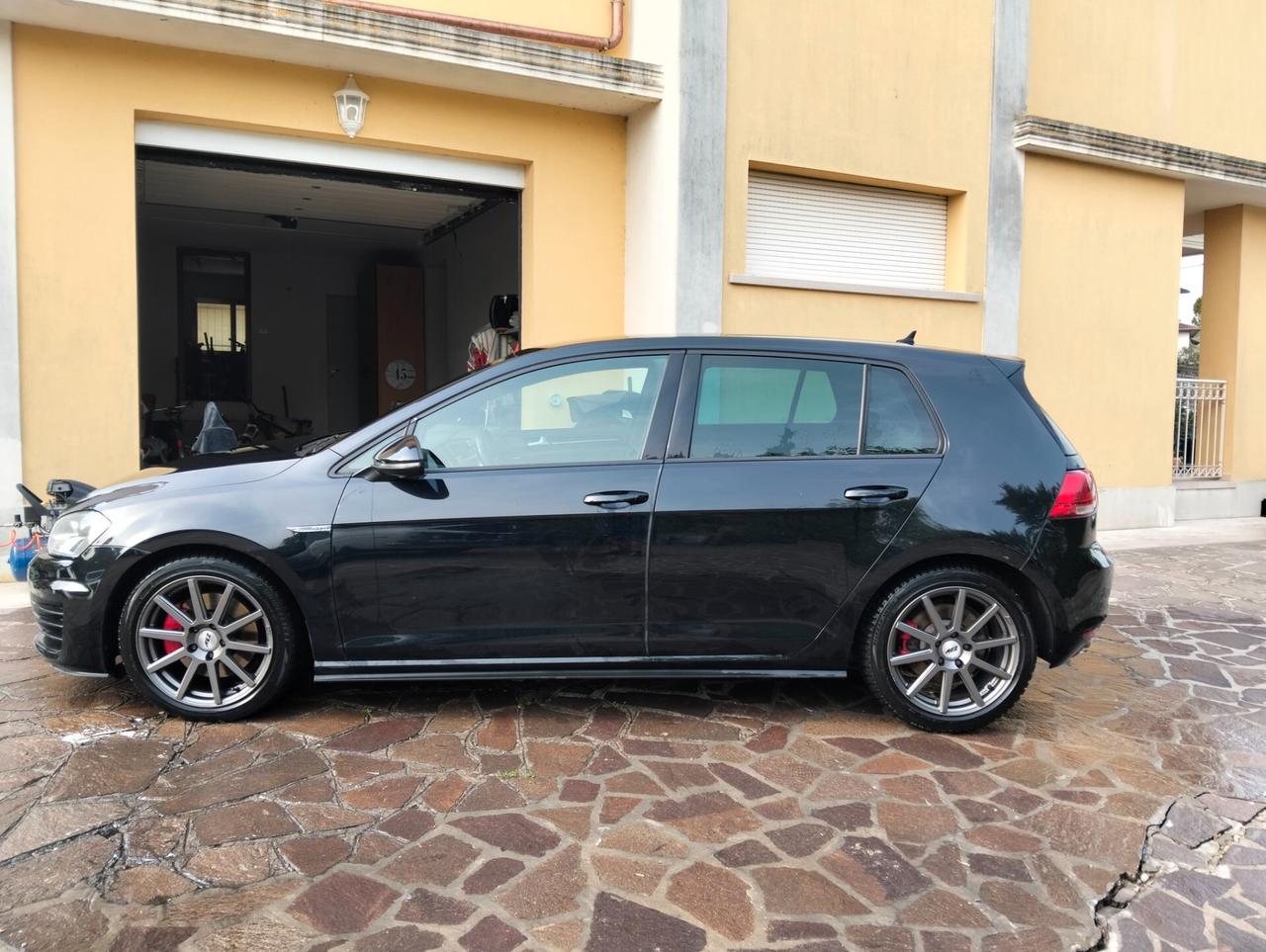 Volkswagen Golf GTD