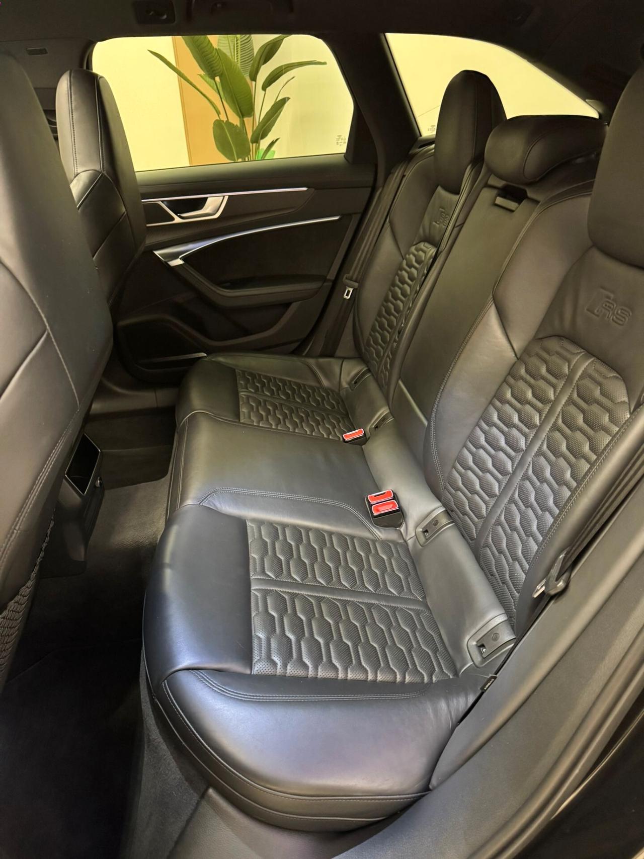 Audi A6 RS 6 Avant 4.0 TFSI V8 quattro tiptronic