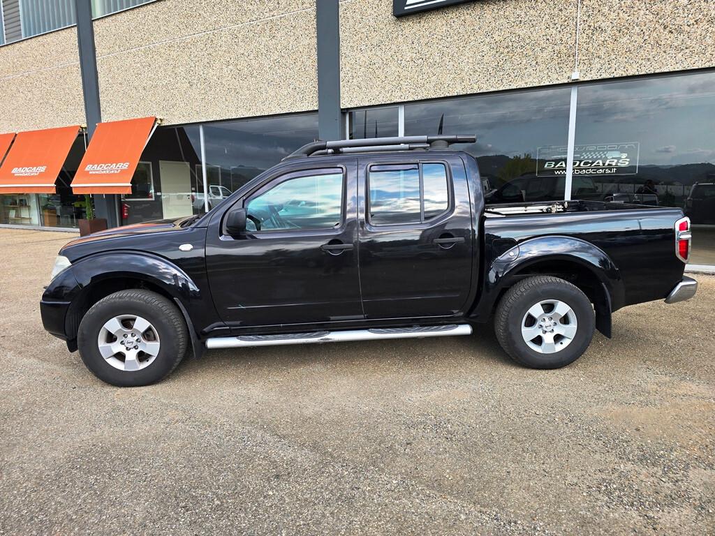 Nissan Navara 2.5 dCi 174CV "LE"