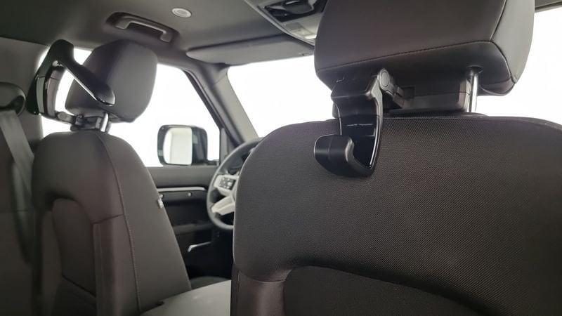 Land Rover Defender 110 3.0D I6 200 CV AWD Auto S