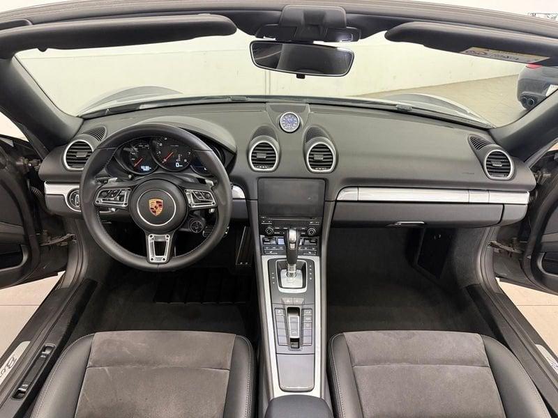 Porsche 718 2.0 Boxster
