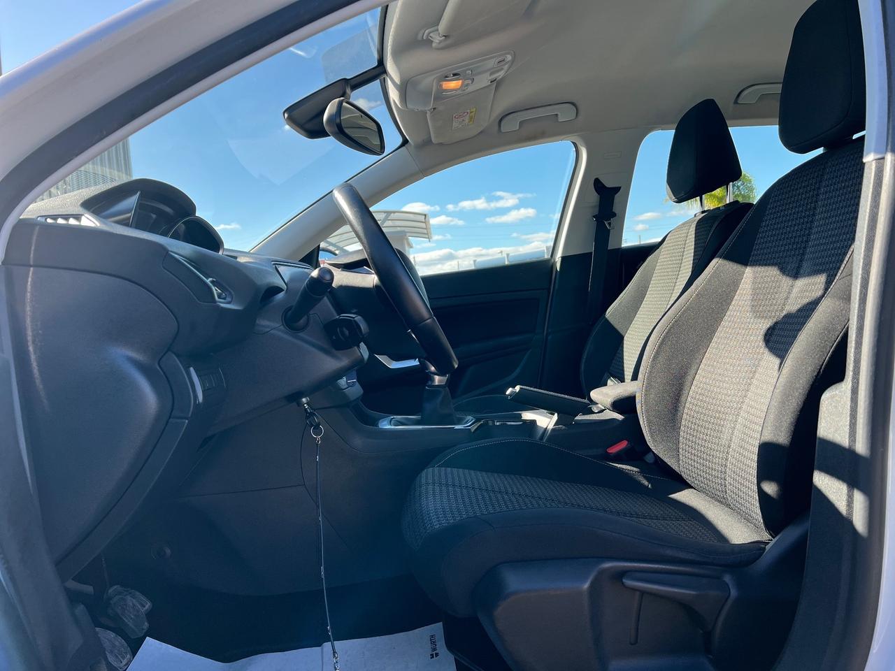 Peugeot 308 BlueHDi 100 NEOPATENTATI Business