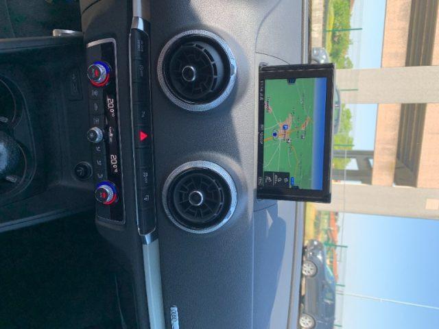 AUDI A3 SPB 2.0 TDI S tronic S-LINE