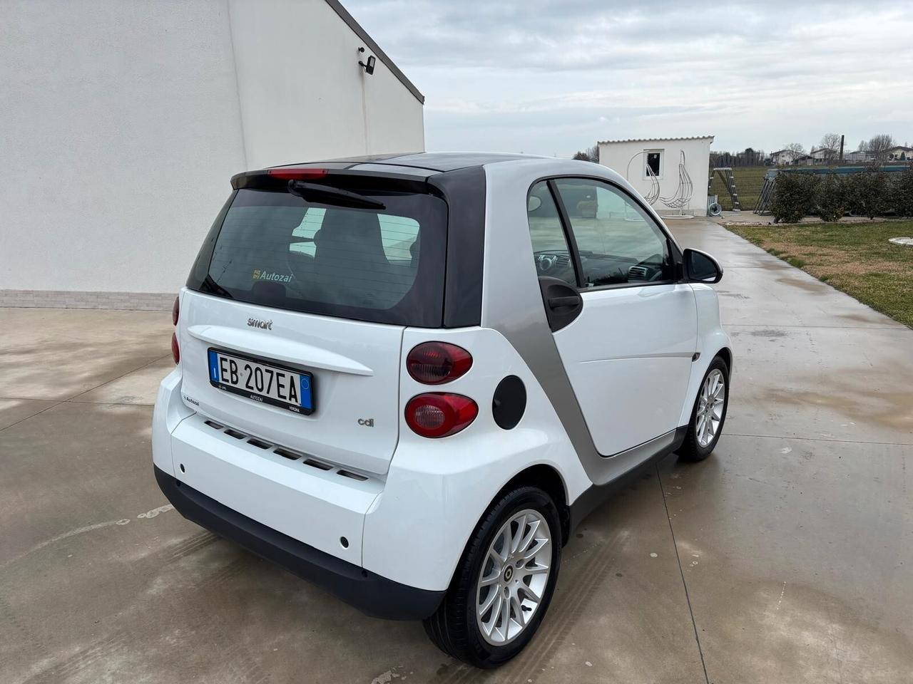 Smart ForTwo 800 40 kW coupé passion cdi