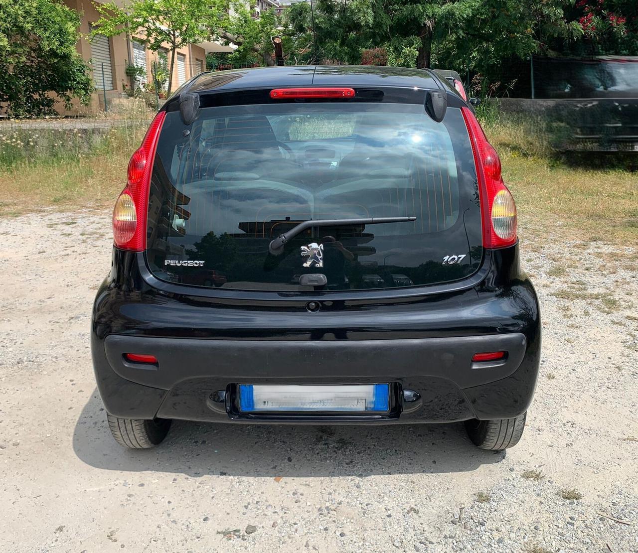 Peugeot 107 1.0 68CV 3p. Sweet Years