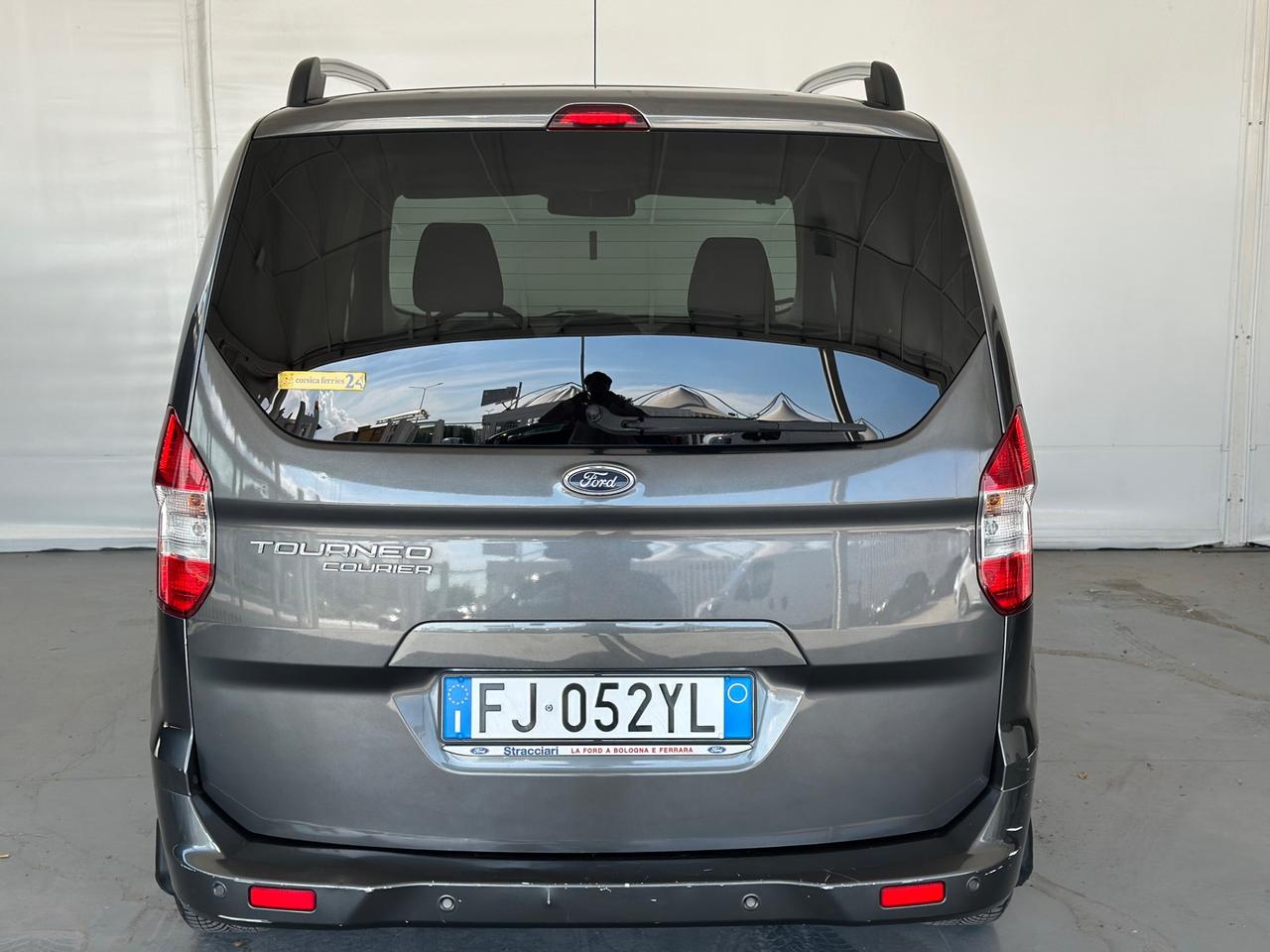 Ford Tourneo Courier 1.5 TDCI 95 CV Titanium 2017